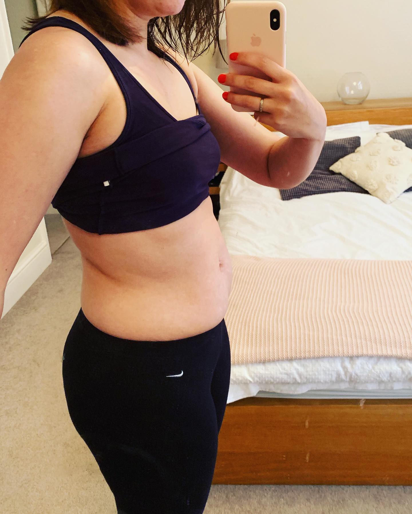 D99A9211-F9F4-4B57-965E-54DAB3A79A30